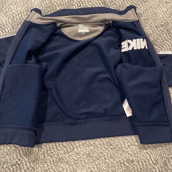 Nike 2T Navy Blue Zip Jacket - Picture 5 of 7